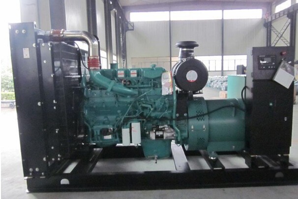 六合全新常柴300kw大型柴油发电机组_COPY